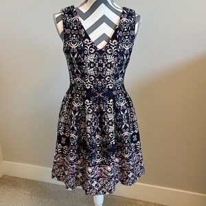 Vince Camuto Sleeveless Dress Size 4P